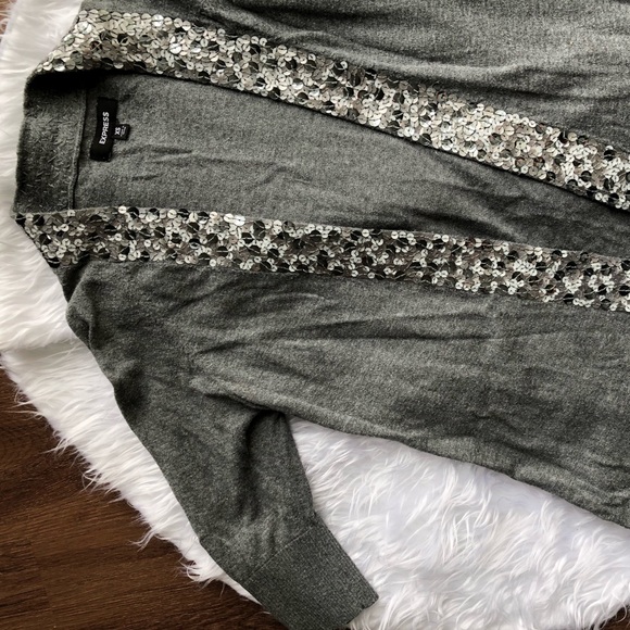 Cardigan - Picture 2 of 5